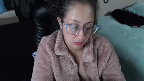 Zoe Koller online show from July 8, 2:05 am