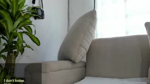 zoe_maddison19 online show from September 19, 7:14 pm