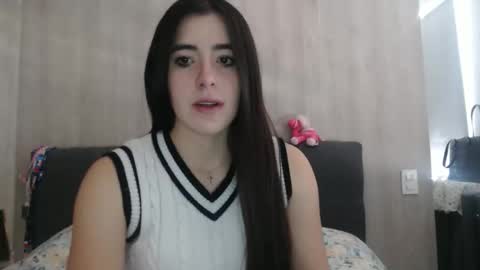 Snapshot of zoe_mill33r chatting on September 21, 4:30 pm Zoe online show from September 21, 4:30 pm