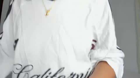 zoe_mrl online show from April 12, 9:36 am