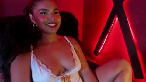 Snapshot of zoe_roux210949 chatting on October 8, 3:04 am Zoe online show from October 8, 3:04 am