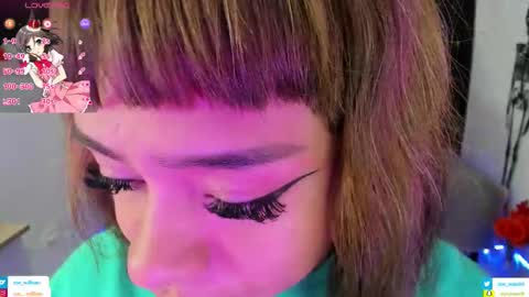 zoe_sullivan_ online show from October 25, 9:17 am