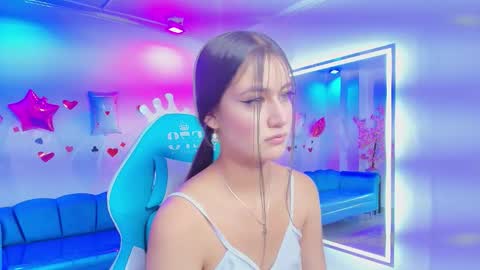 Zoe online show from February 20, 11:43 am