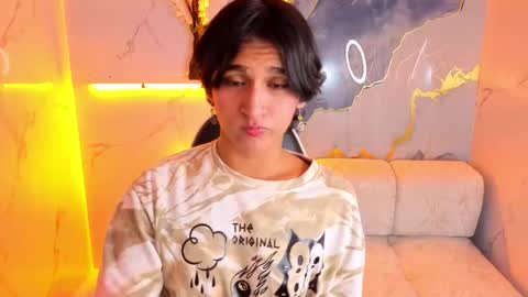 Snapshot of zoe_tp chatting on November 20, 7:57 pm Zoe online show from November 20, 7:57 pm