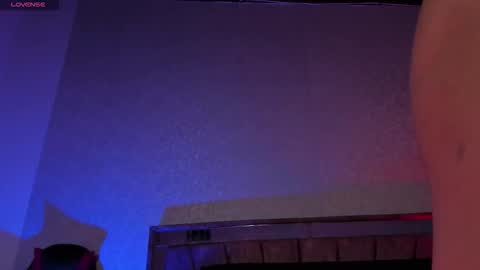 zoeblanc_ online show from January 8, 7:49 pm