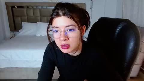 ZOE online show from January 15, 3:27 pm