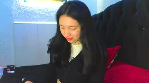 Snapshot of zoee_jhonnyy chatting on July 7, 3:42 am zoee jhonnyy online show from July 7, 3:42 am