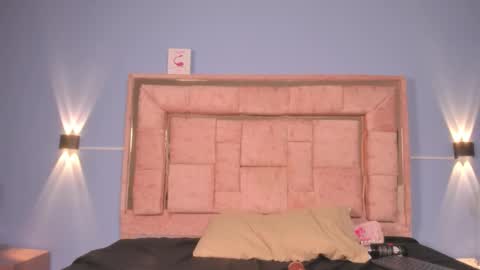 zoee online show from September 10, 9:04 pm