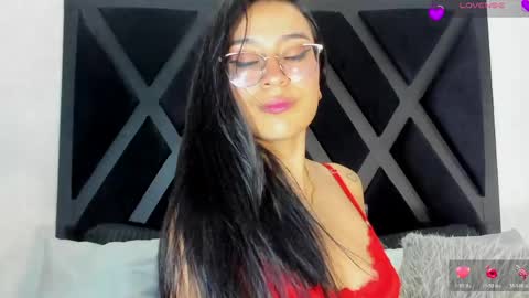 Zoe 3 online show from May 27, 5:54 pm