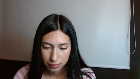 Laura  online show from December 22, 11:31 pm