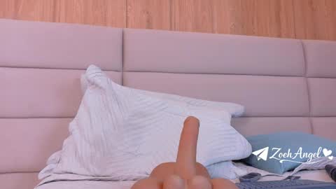 Zoe online show from May 29, 11:03 pm