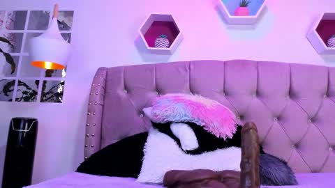 Zoe online show from February 22, 7:47 pm