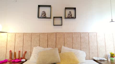 Ale  online show from April 7, 1:11 pm