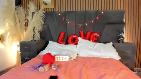 Zoeh online show from February 15, 9:22 pm