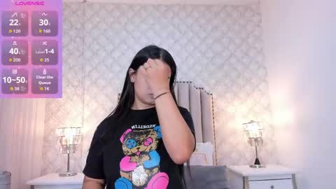 Zoe online show from April 26, 7:33 pm