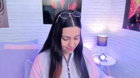 Snapshot of zoemurphy_ chatting on October 24, 4:14 pm ZOE online show from October 24, 4:14 pm