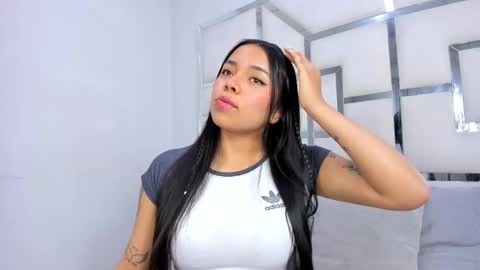 ZoeSwam online show from November 16, 11:38 am