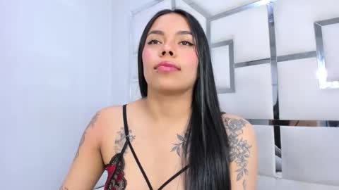 ZoeSwam online show from November 18, 4:44 pm