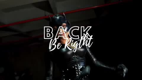 zoevidal_ online show from January 25, 2:47 pm