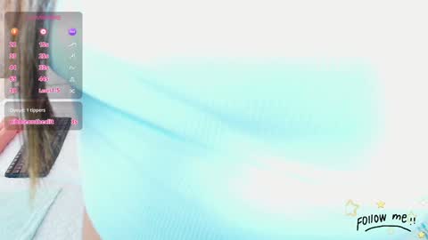 Snapshot of zoey_it chatting on January 22, 7:13 pm zoe online show from January 22, 7:13 pm