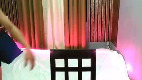 zoey online show from November 16, 11:49 am