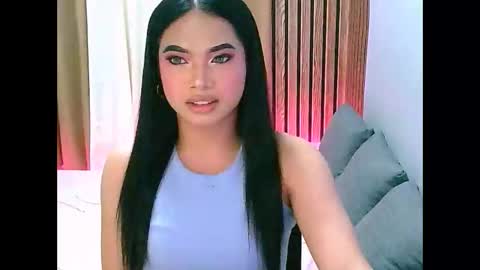 zoey online show from February 5, 2:22 pm