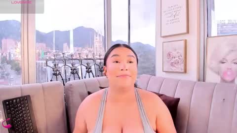 zoey thommpson online show from October 14, 7:47 pm