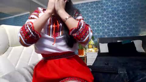 Zoey online show from December 1, 5:18 pm