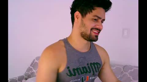 Snapshot of zohan_haidar chatting on June 30, 12:06 pm ZohanMohamed online show from June 30, 12:06 pm