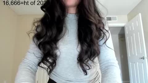 Snapshot of zoiebutterfly chatting on October 19, 11:05 pm Zoie online show from October 19, 11:05 pm