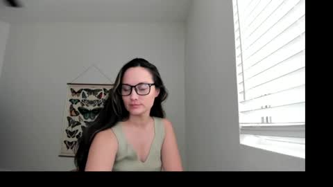 Zoie online show from May 18, 8:36 pm