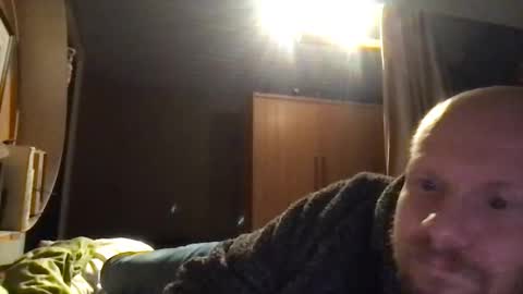 zolexthomas online show from October 31, 6:42 pm