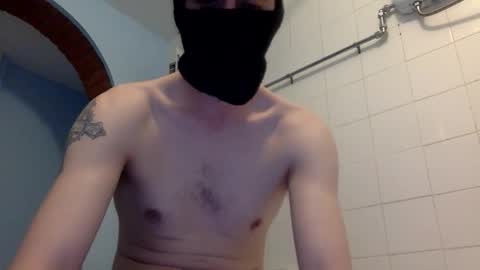 zombiekillerpez online show from February 12, 3:01 am