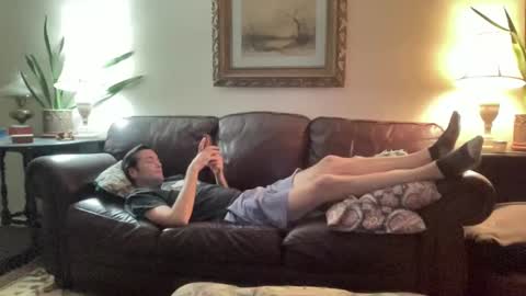 Snapshot of zorakload chatting on October 6, 11:13 pm Jesse online show from October 6, 11:13 pm