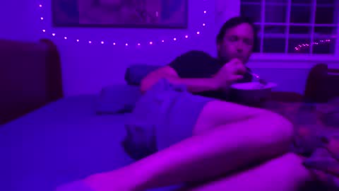 Snapshot of zorakload chatting on October 8, 3:37 am Jesse online show from October 8, 3:37 am