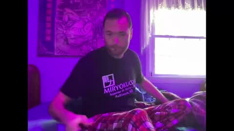 Snapshot of zorakload chatting on October 18, 7:14 pm Jesse online show from October 18, 7:14 pm