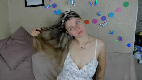 Snapshot of zorianaa_ chatting on July 5, 9:00 pm Zoriana online show from July 5, 9:00 pm