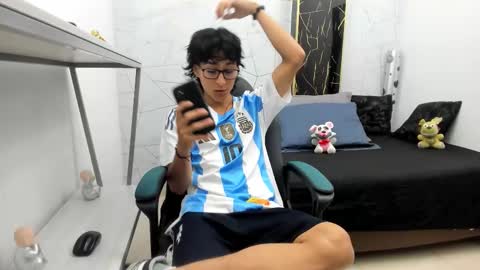     online show from November 2, 7:16 pm