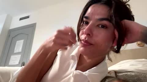 Snapshot of zorosgiirl chatting on February 15, 12:25 pm Birthday Stream - Dec 5 online show from February 15, 12:25 pm