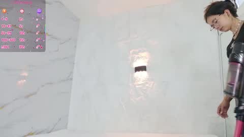 Snapshot of zorravioleta chatting on January 8, 11:45 am Violeta online show from January 8, 11:45 am