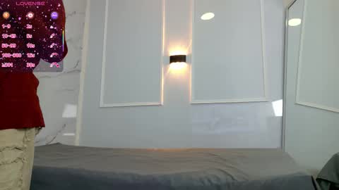 Snapshot of zorravioleta chatting on February 17, 11:50 am Violeta online show from February 17, 11:50 am