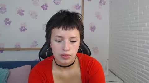 Snapshot of zowii_ chatting on July 1, 8:41 pm Zowii online show from July 1, 8:41 pm