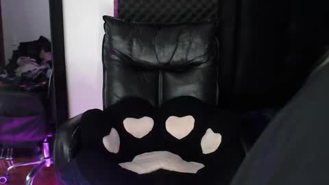 zpzphot online show from November 7, 9:59 pm