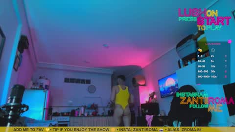 Snapshot of zrd1988 chatting on November 8, 1:06 am zantiirma online show from November 8, 1:06 am