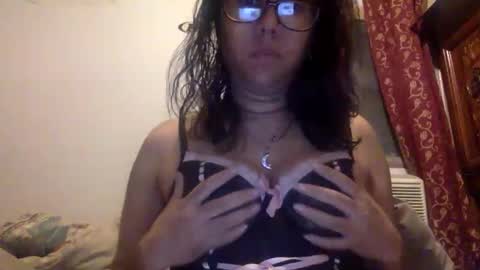 zsultana online show from April 12, 6:51 am