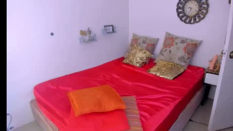 Snapshot of zue_sexy_aasian chatting on January 16, 3:32 am Zoe online show from January 16, 3:32 am