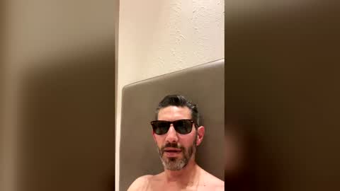 Snapshot of zulloking chatting on March 29, 9:04 pm zulloking online show from March 29, 9:04 pm