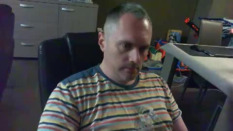 zultem online show from September 18, 4:14 am