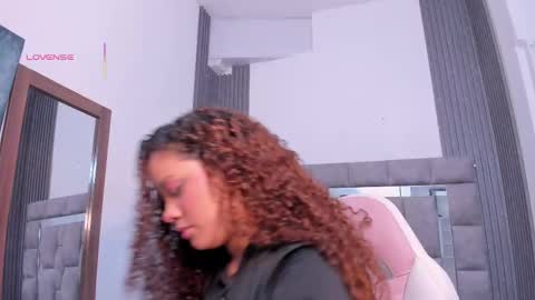 Zuly  online show from October 24, 12:01 pm