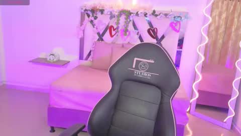 ZURY   online show from October 3, 11:51 am